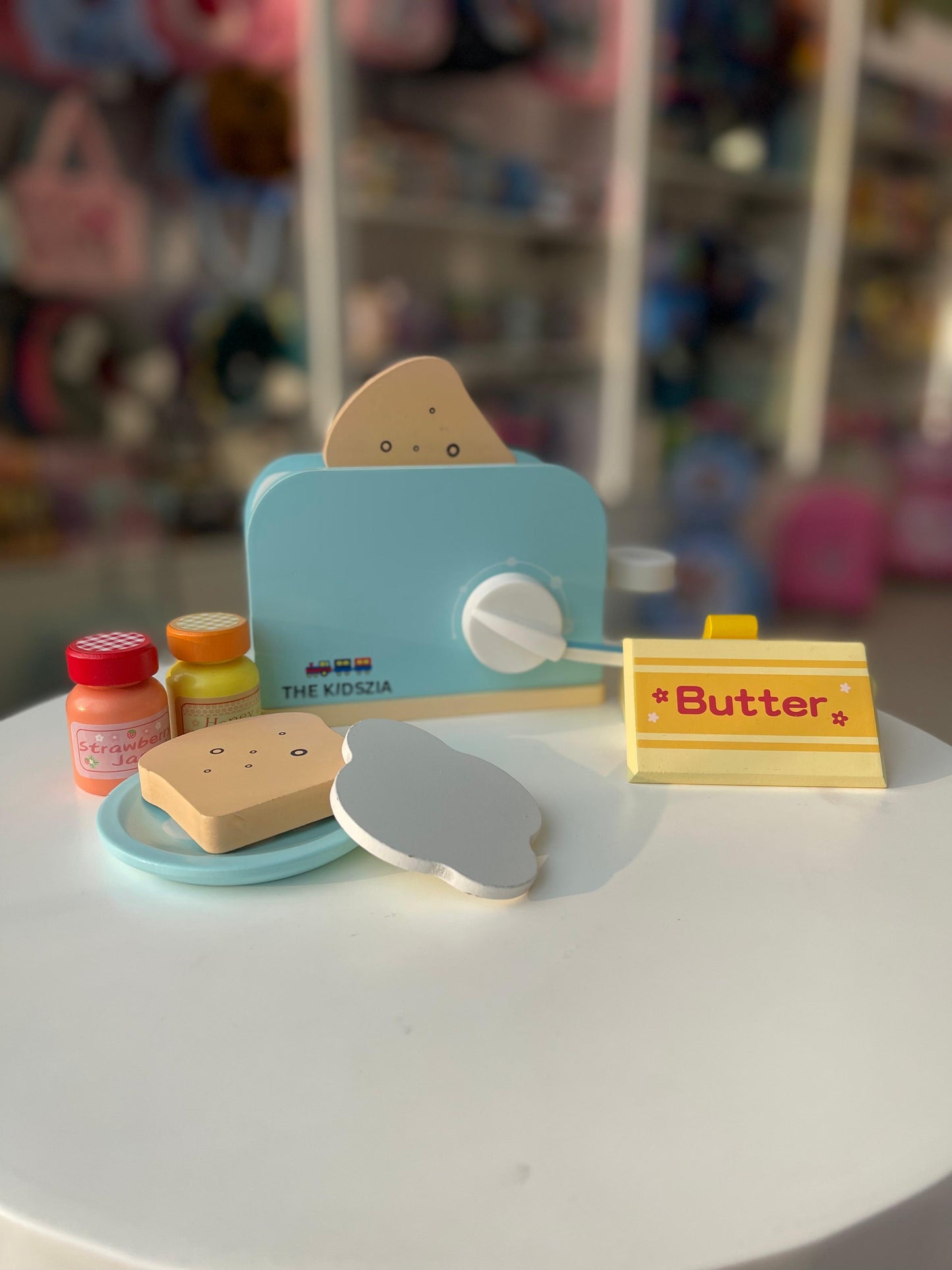 Pretend and Play Wooden Toaster Set