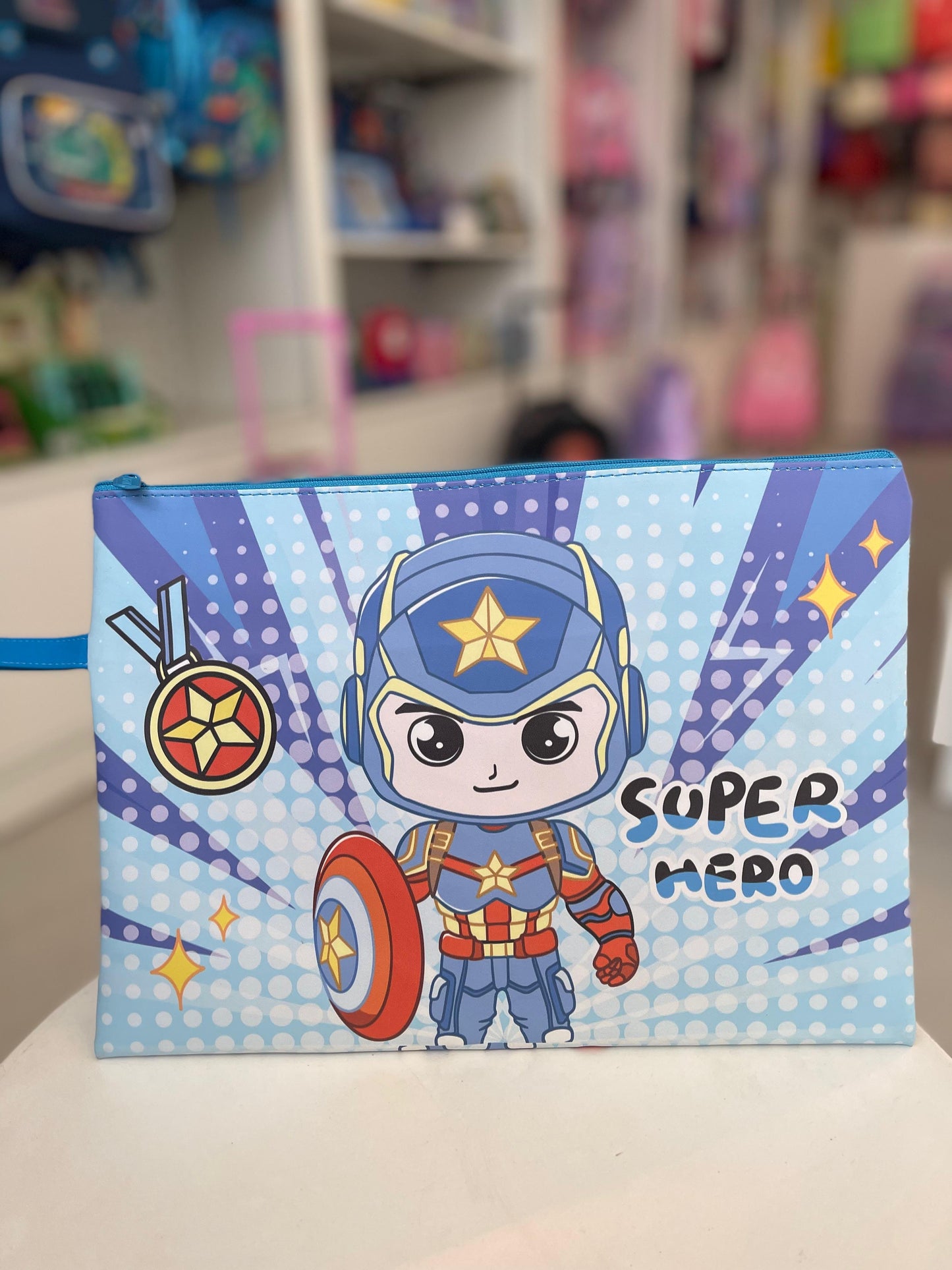 Large A4 pouch Avengers