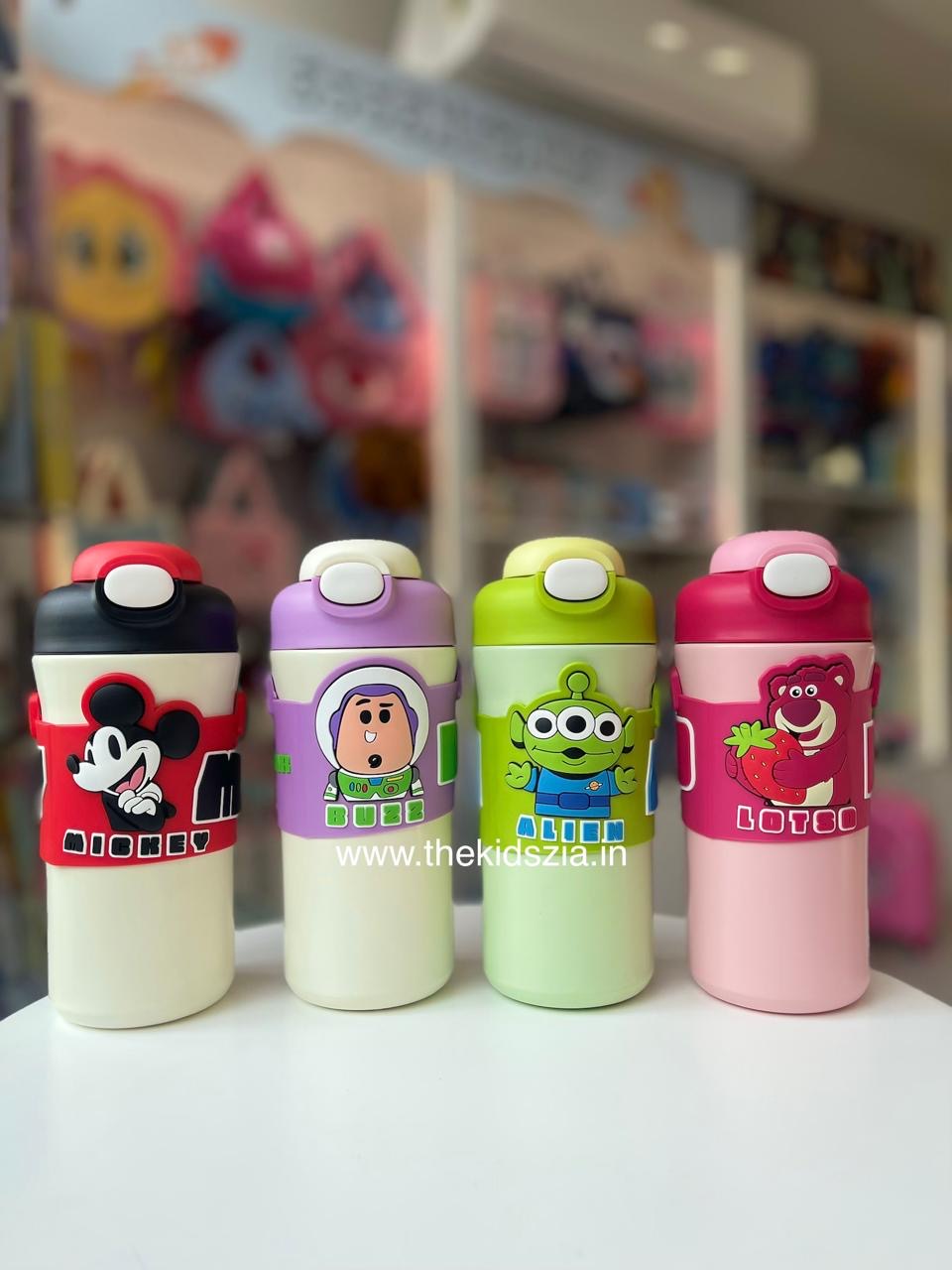 Premium Character Sipper with Hanging Belt