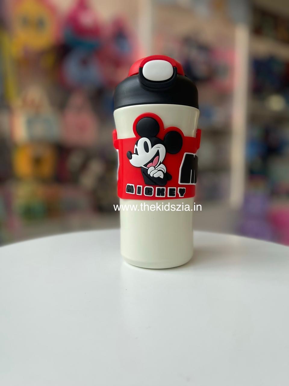 Premium Character Sipper with Hanging Belt
