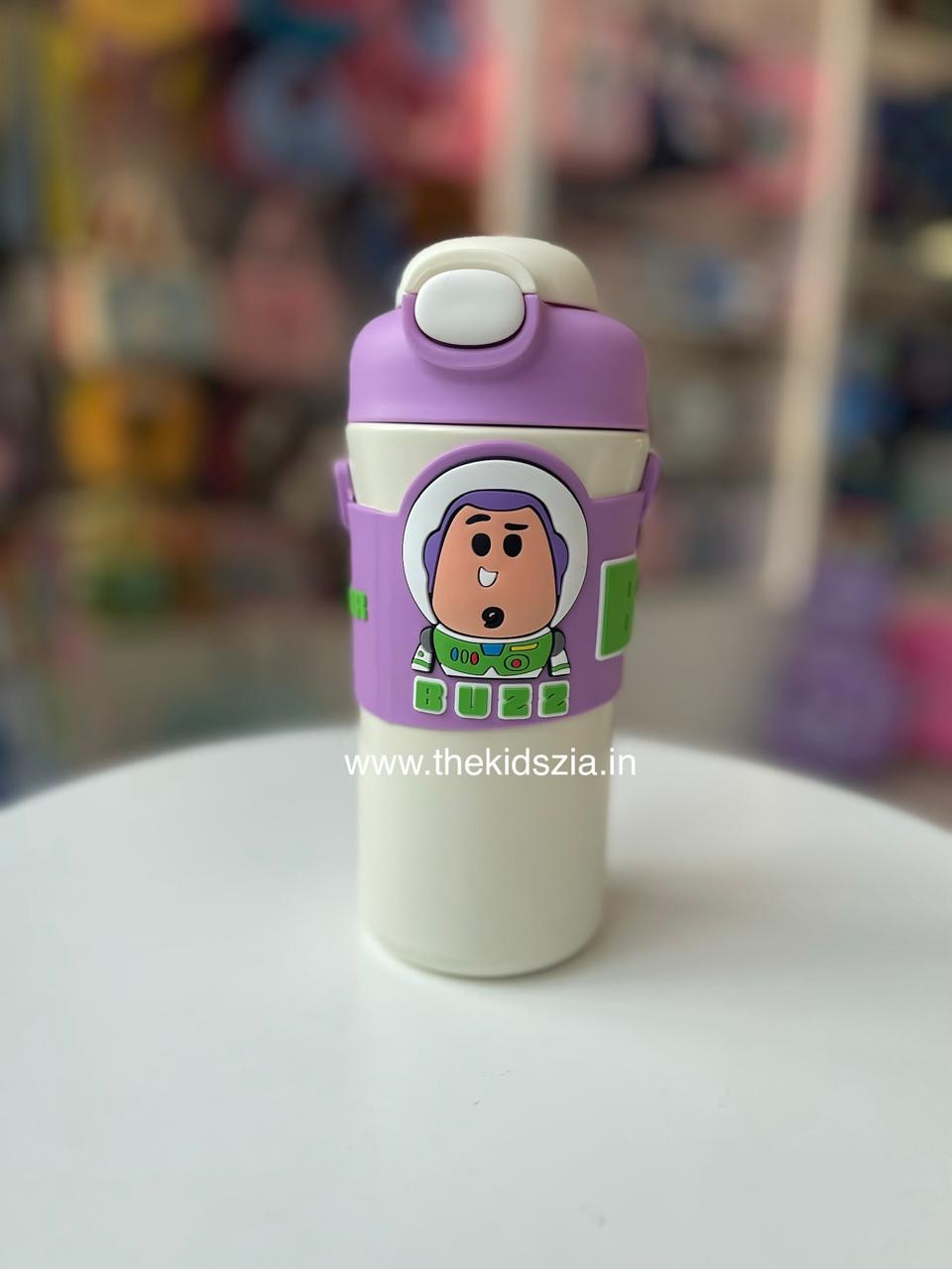 Premium Character Sipper with Hanging Belt